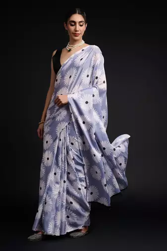 art silk blend saree with printed design & pallu lace border paired with banglori unstitched blouse