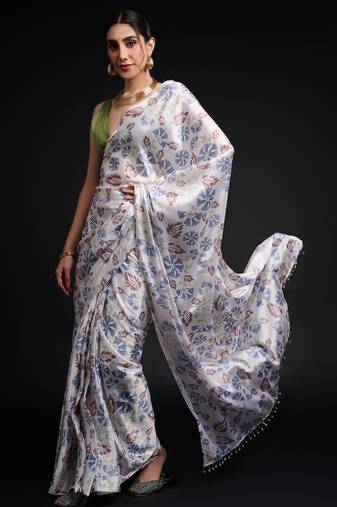 art silk saree with printed design & pallu lace border, paired with banglori unstitched blouse