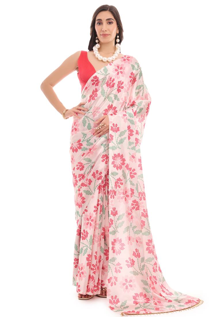 art silk saree with printed design & pallu lace border, paired with banglori unstitched blouse