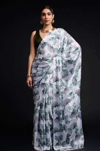 art silk saree with printed design & pallu lace border, paired with banglori unstitched blouse
