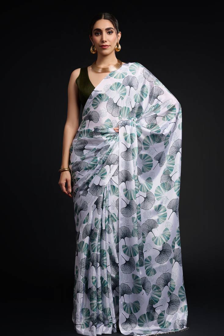art silk saree with printed design & pallu lace border, paired with banglori unstitched blouse