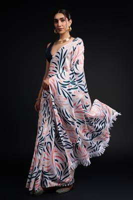 art silk blend saree with printed design & pallu lace border paired with banglori unstitched blouse 4