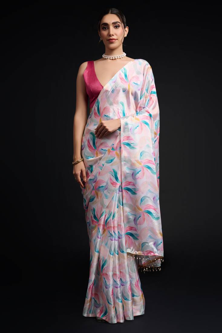 art silk saree with printed design & pallu lace border, paired with banglori unstitched blouse