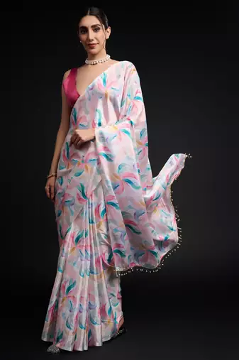 art silk blend saree with printed design & pallu lace border paired with banglori unstitched blouse
