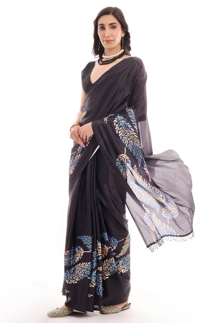 art silk saree with printed design & pallu lace border, paired with banglori unstitched blouse