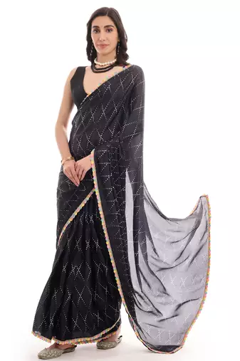 art silk blend saree with printed design & pallu lace border paired with banglori unstitched blouse