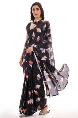 art silk blend saree with printed design & pallu lace border paired with banglori unstitched blouse 2