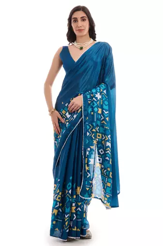 art silk saree with printed design & pallu lace border, paired with banglori unstitched blouse