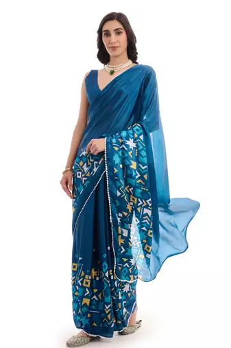art silk blend saree with printed design & pallu lace border paired with banglori unstitched blouse