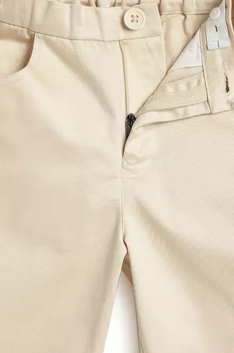 White cotton bottom