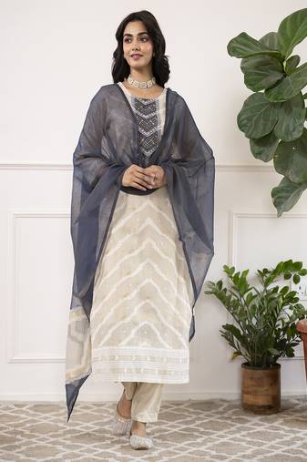 Linen handwork straight kurta pant set with linen dupatta