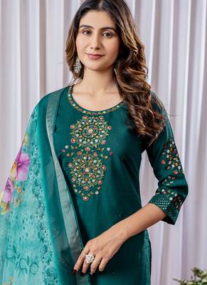 Rama green viscose silk thread embroidered salwar suit 4