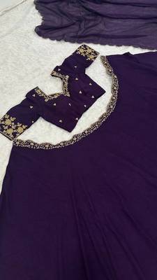purple georgette plain lehenga choli with dupatta 4