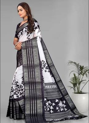 dola digital floral print saree 3
