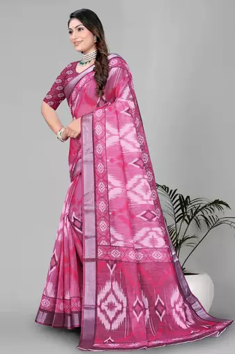 pink geomatrical print saree