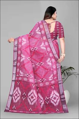 pink geomatrical print saree 5