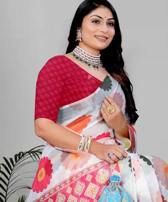white  linen  digital print saree  4