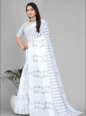 white  linen  digital print saree  3