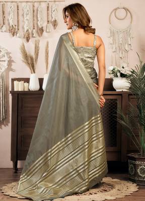 khadi cotton saree with elegant jhallar border & rich brocade blouse 2