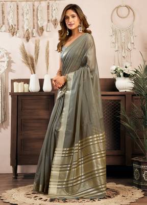 khadi cotton saree with elegant jhallar border & rich brocade blouse 3