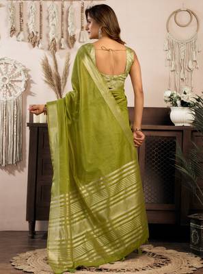 khadi cotton saree with elegant jhallar border & rich brocade blouse 2