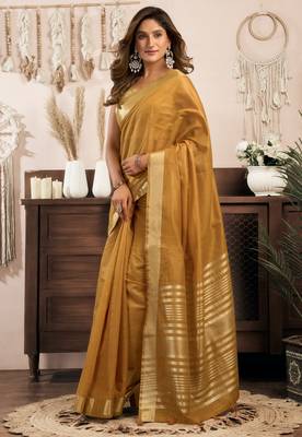 khadi cotton saree with elegant jhallar border & rich brocade blouse 5