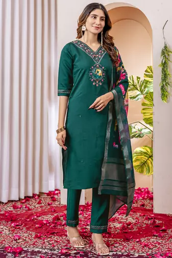 Green viscose silk thread embroidered salwar suit