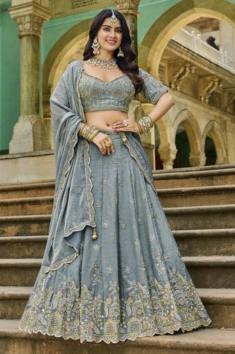 GOLD CRUSH FABRIC WITH BEADWORK with blouse