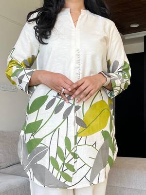 Off White Leaf Printed Cotton Flex Kurta Set 4