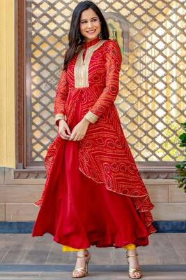 Red chiffon bhandini printed lace work anarkali & pant set 1