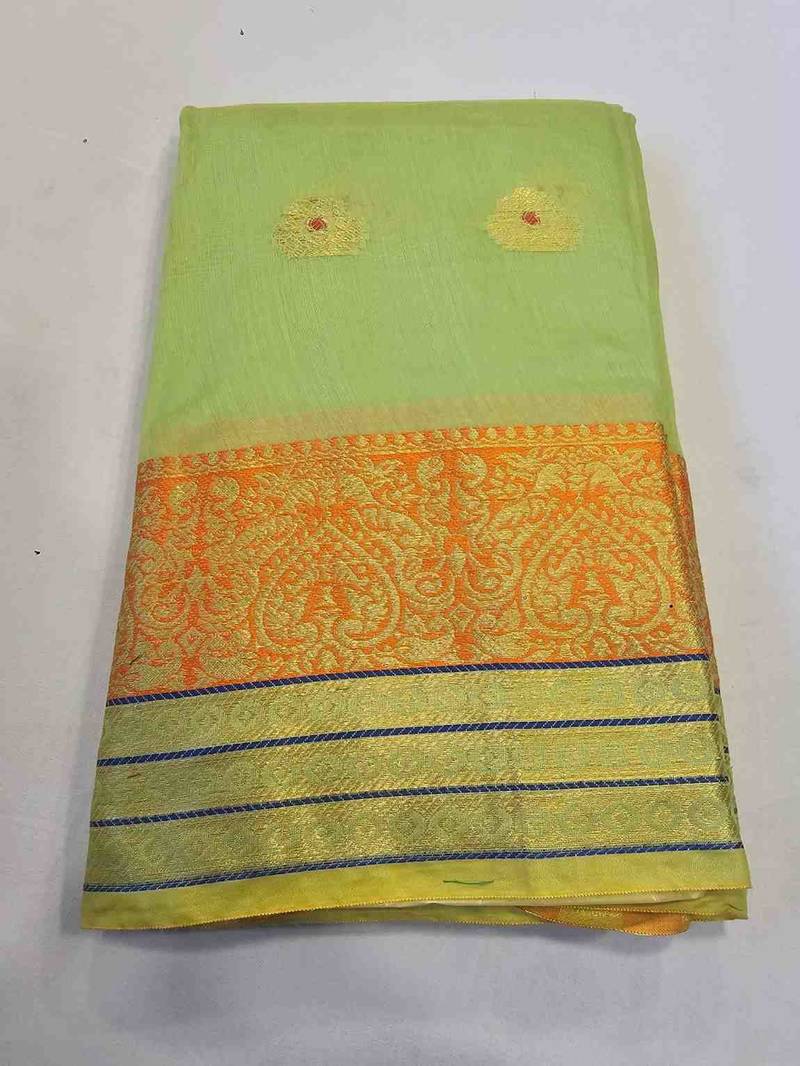 Green jacquard cotton blend golden zari butta butti woven maheshwari saree with blouse piece