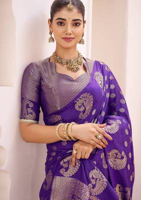 purple roop silk blend zari woven saree with unstitched blouse | mirraw 4