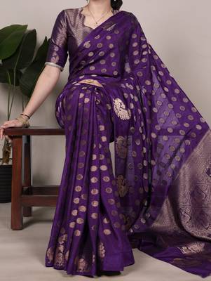 purple roop silk blend zari woven saree with unstitched blouse | mirraw 5