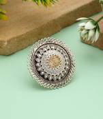 Gold & silver color dual tone oxidised rings showcasing balanced contrasting tones with decorative oxidised elements