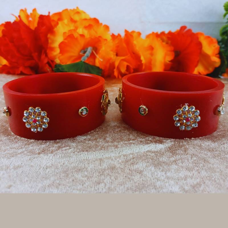 Stone stud colour red pack of 2 material acrylic bangle