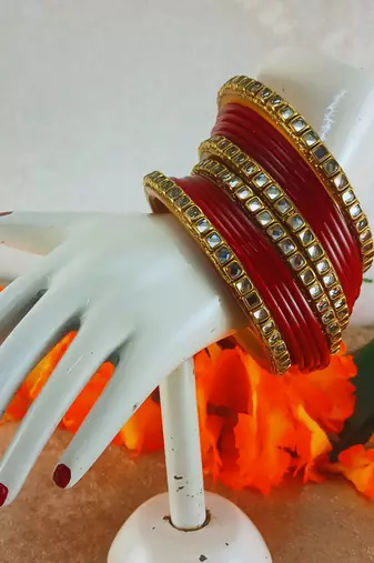 Kundan stud colour multi pack of 12 material acrylic bangle