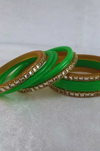 Kundan stud colour multi pack of 12 material acrylic bangle