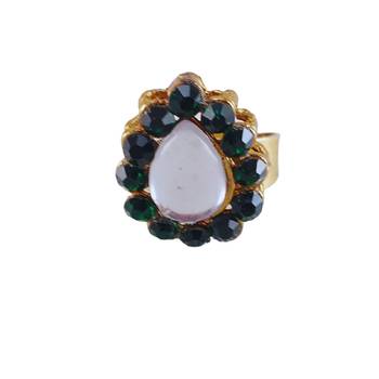 Green stone stud brass ring 1