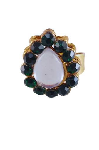 Green stone stud brass ring
