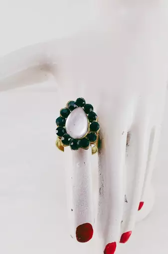 Green stone stud brass ring
