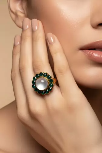 Green stone stud brass ring / premium gold plated wedding ring for  women