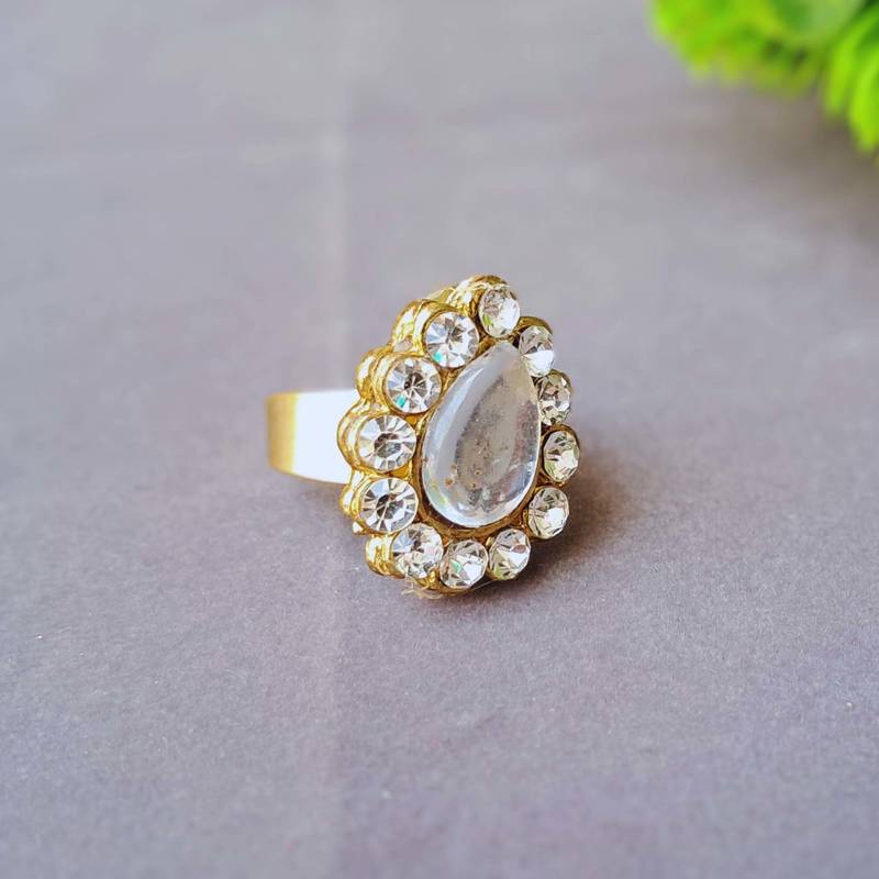 White stone stud brass ring / premium gold plated wedding ring for  women