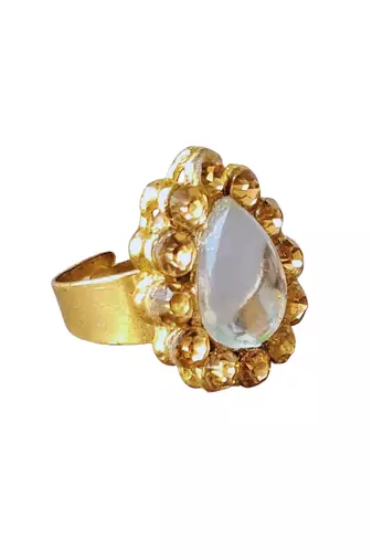 Golden stone stud brass ring / premium gold plated wedding ring for  women