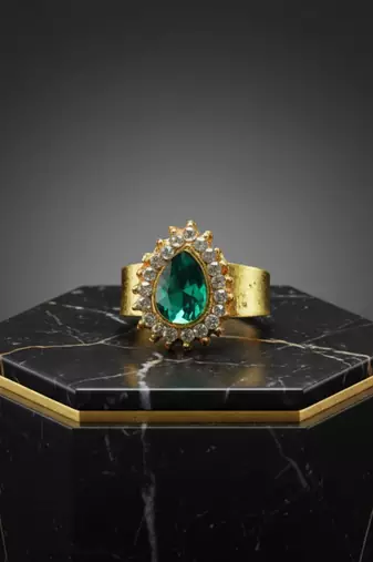 Multi stone stud brass ring