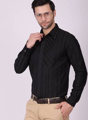 Pier seven men's cotton striped pleated yoke regular fit shirt - black (pwy054) 4
