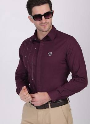 Pier seven signature cotton self design slim fit shirt for men - maroon (pwy055) 2
