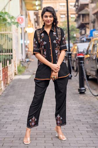 Embroidered Shirt With Trousers