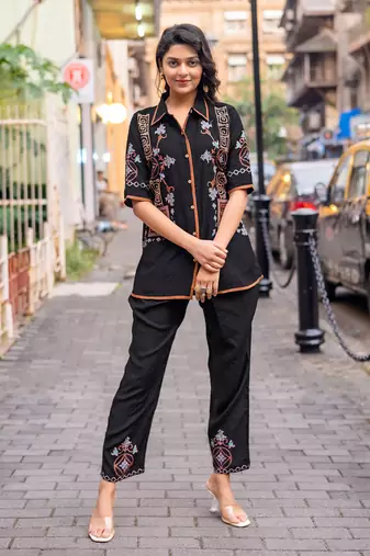 Embroidered Shirt With Trousers