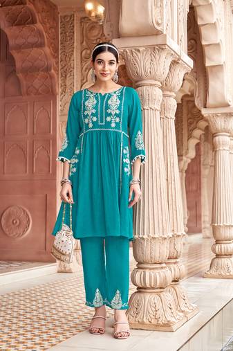 Ethnic Motifs Embroidered Thread Work Viscos Bulti Kurta With Trouser 