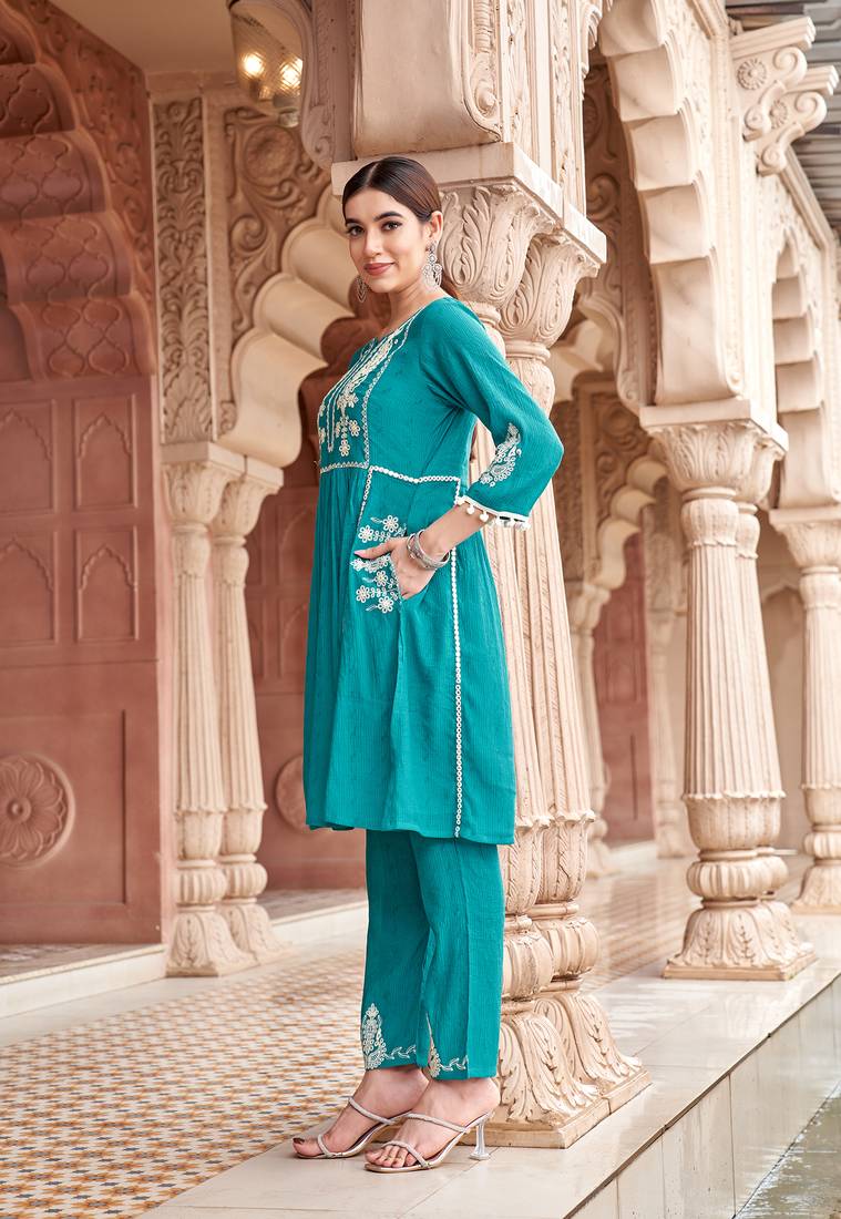 Ethnic Motifs Embroidered Thread Work Viscos Bulti Kurta With Trouser 